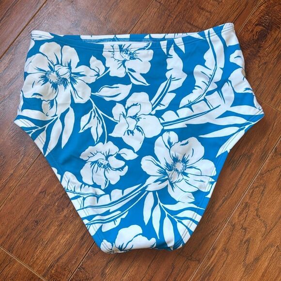 NWT Shade & Shore Small (4-6) Blue White Floral Waist High Bikini Swim Bottom - Picture 5 of 7